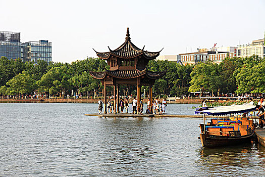 đánh xổ số miền bắc online