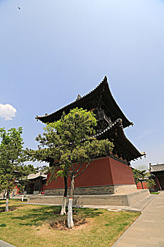 lo khung rong bach kim