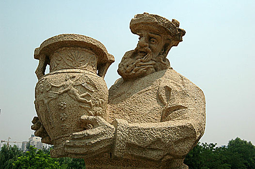 nhà hàng cái thùng gỗ